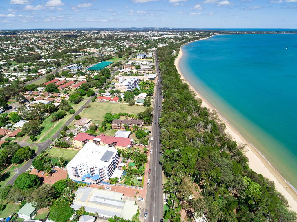 White Crest Apartments Hervey Bay Eksteriør billede