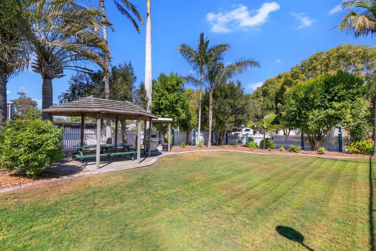 White Crest Apartments Hervey Bay Eksteriør billede